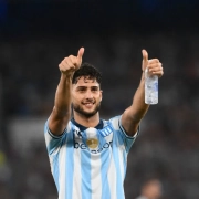 Marco Di Cesare: El Zaguero de Racing que Levanta la Voz por Cristo en el Césped y en la Vida